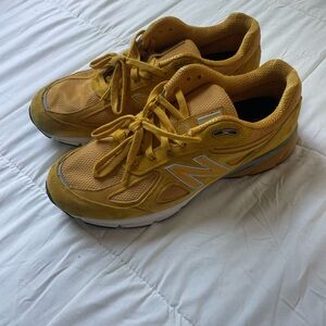 New Balance 990v4 Sunflower